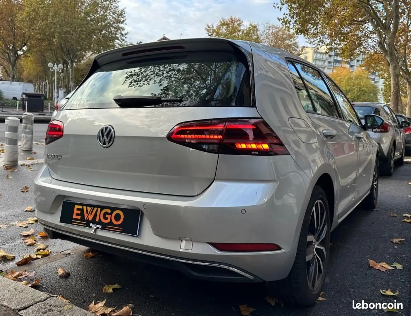Volkswagen Golf ELECTRIC 135 35.8KWH BVA Gris - 2