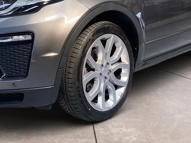 Land Rover Range Rover Evoque view 15