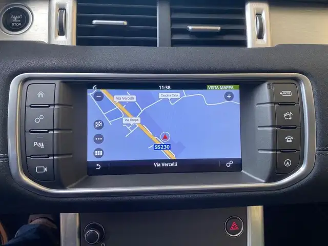 Land Rover Range Rover Evoque view 10