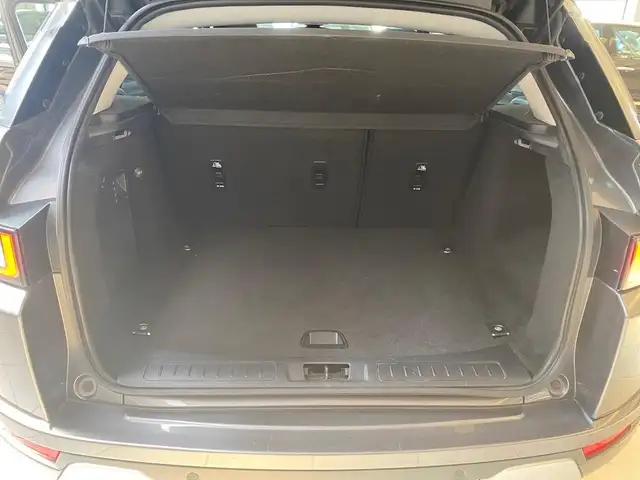 Land Rover Range Rover Evoque view 9