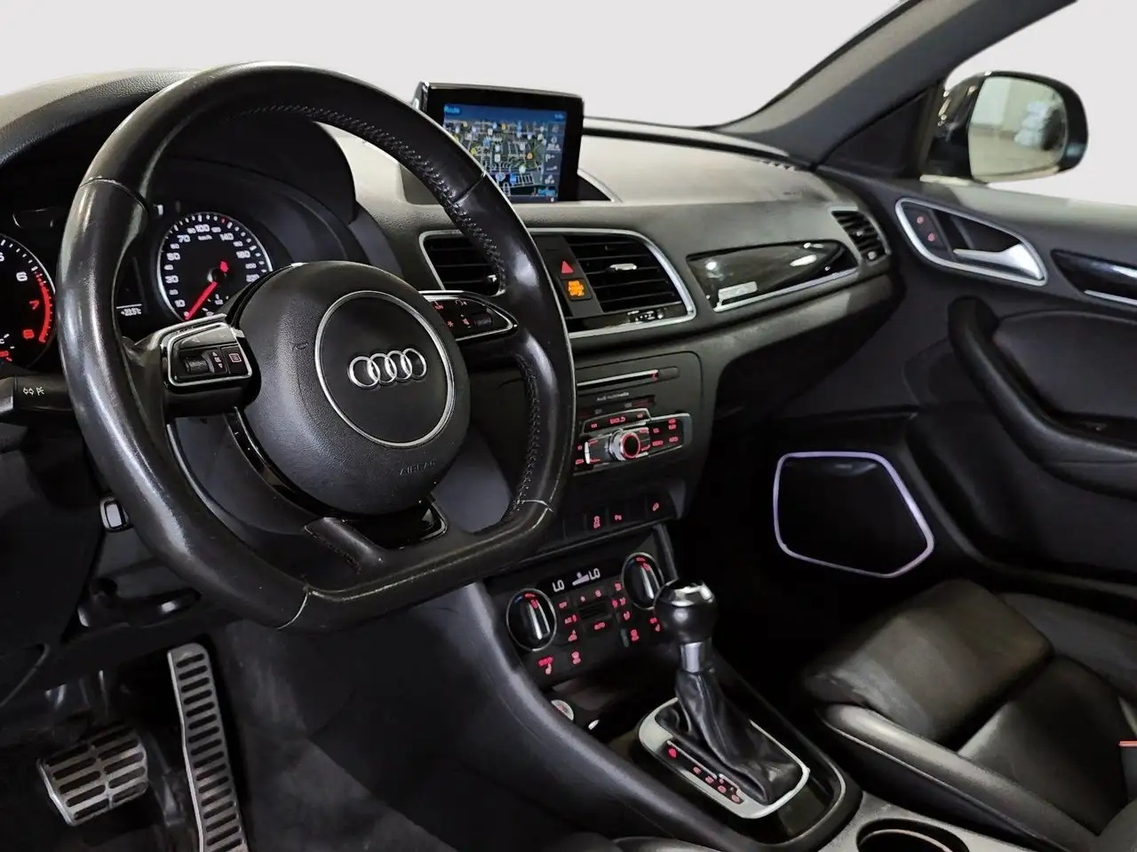 Audi Q3 fotografie Audi Q3