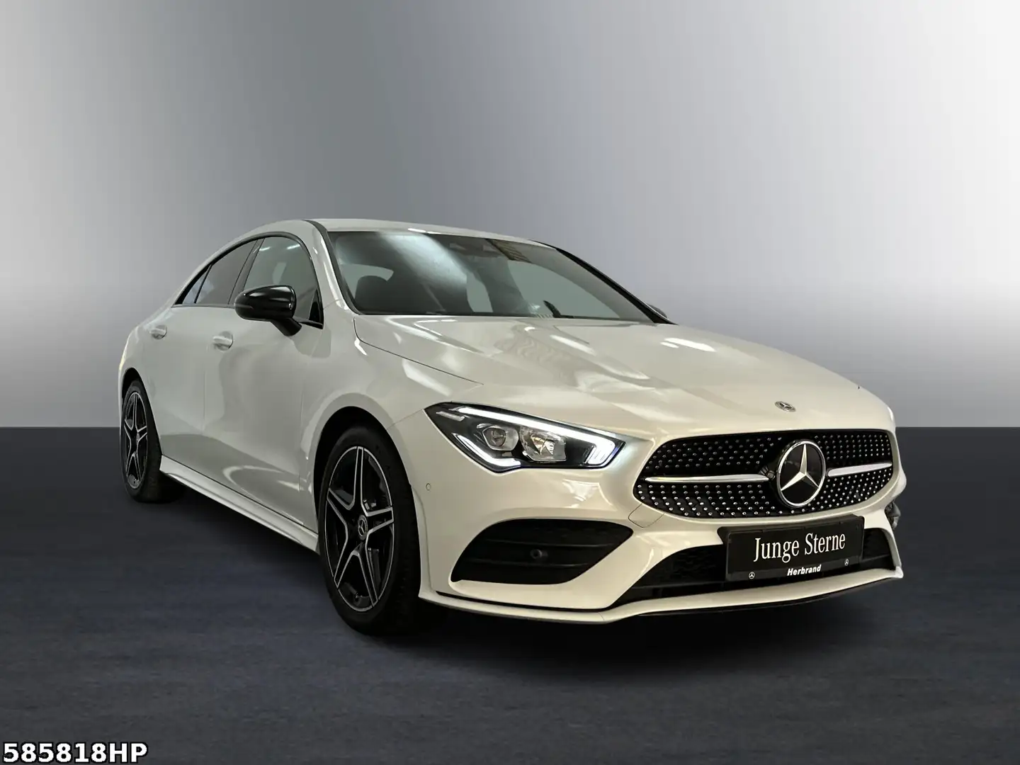Mercedes-Benz CLA 200 d Coupé AMG Night-Paket Blanco - 2
