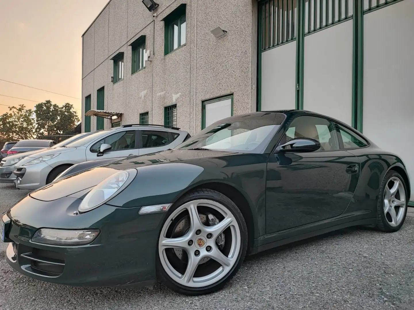 Porsche 911 COUPE 3.6 CARRERA 4 UFFICIALE ITALIANA ASI 2006 Verde - 1