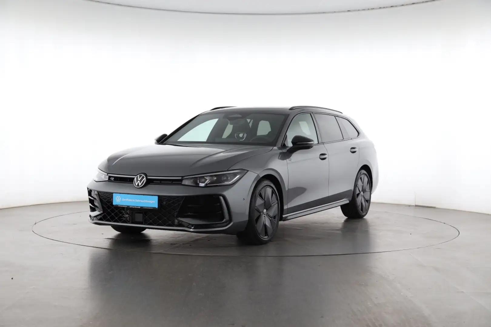 Volkswagen Passat 2.0 TDI DSG 4MOTION R-Line BLACK STYLE Šedá - 2