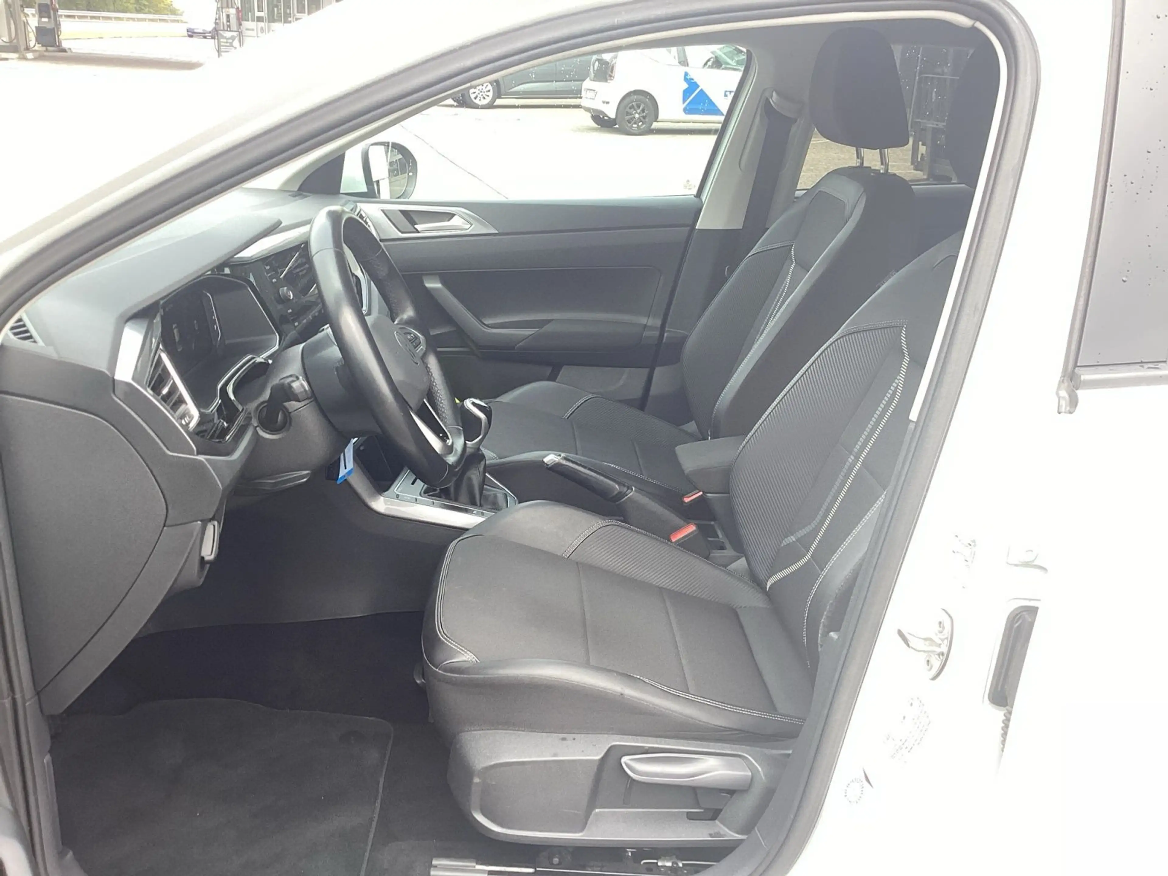 Volkswagen Taigo 1.0 TSI Style Navi LED Kamera — photo 10
