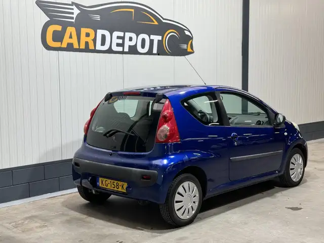 Peugeot 107 view 5