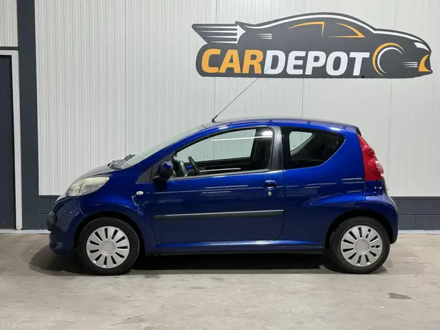 Peugeot 107 view 8