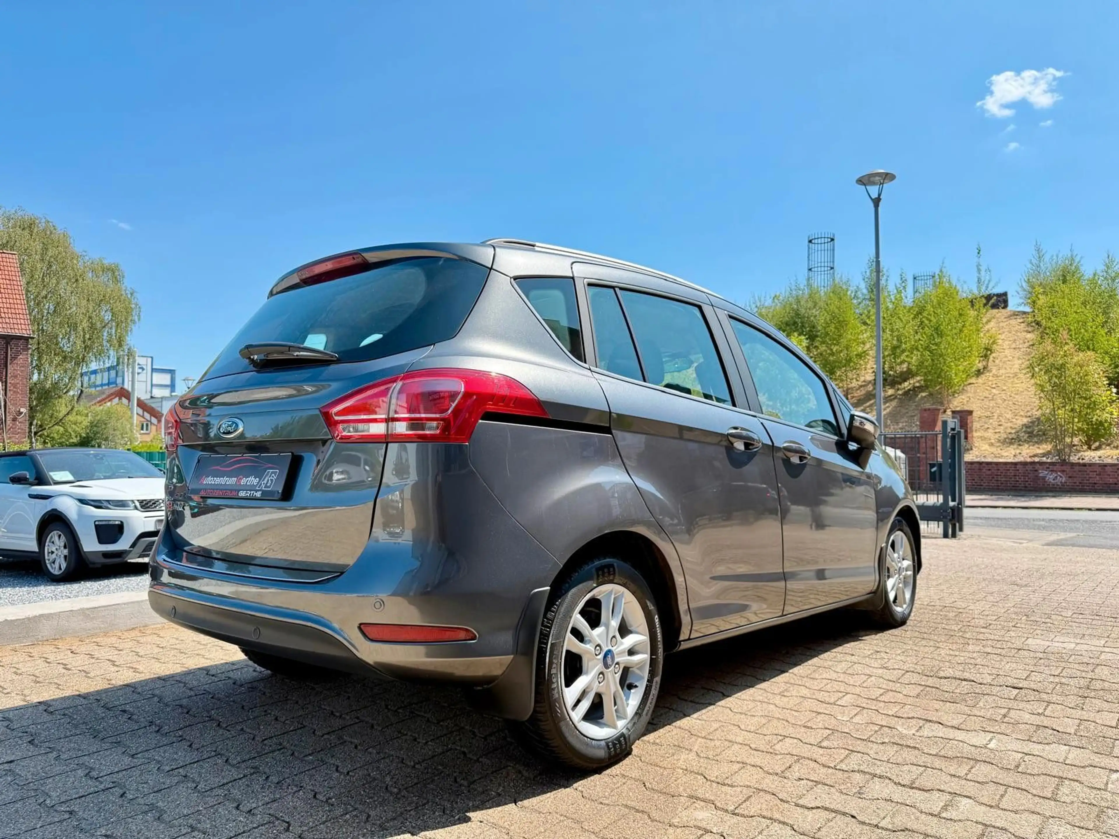 Ford B-Max B-MAX Sync Edition *Automatik* KM 56.000*PDC*SHZ — photo 6