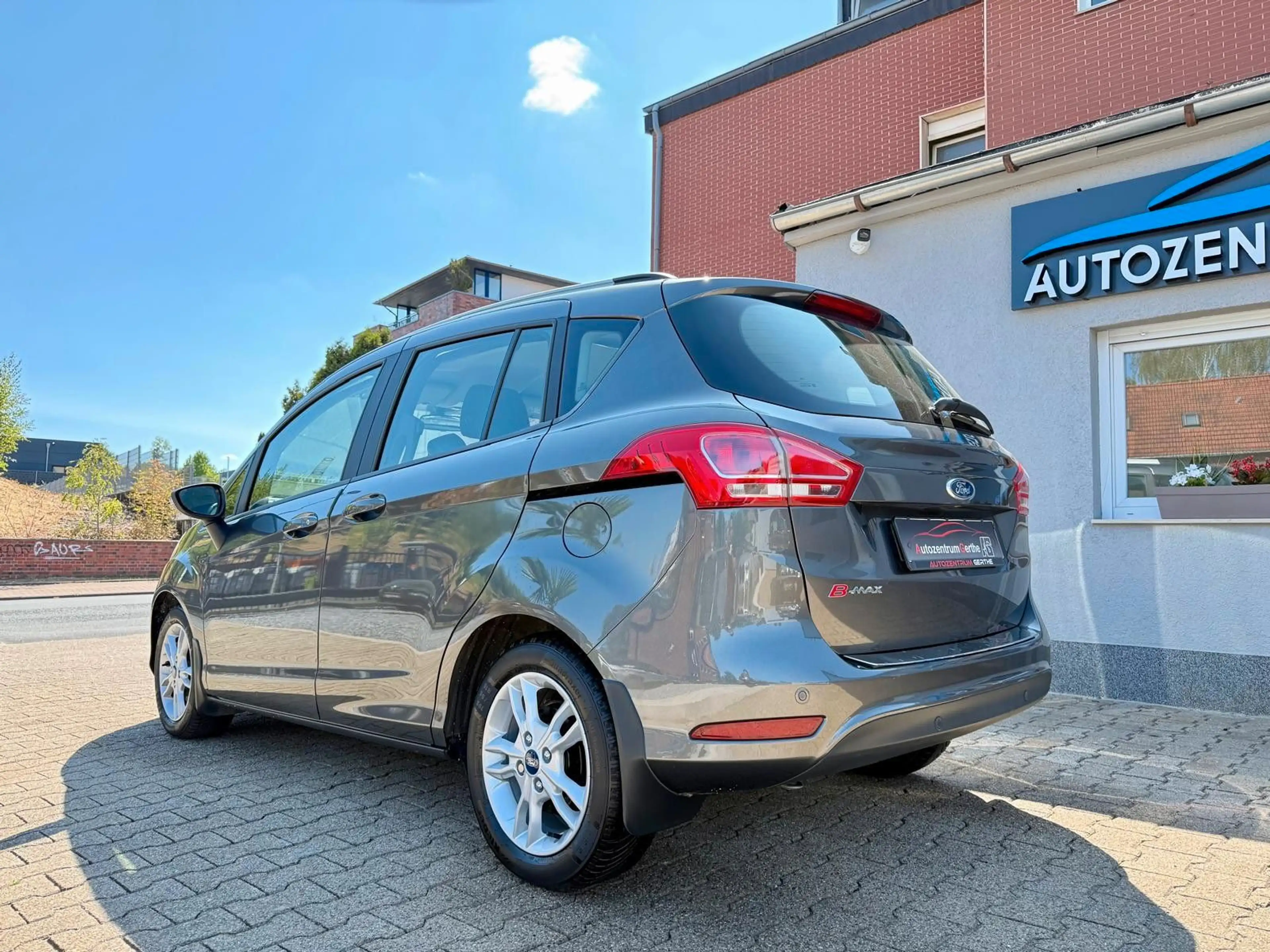 Ford B-Max B-MAX Sync Edition *Automatik* KM 56.000*PDC*SHZ — photo 5