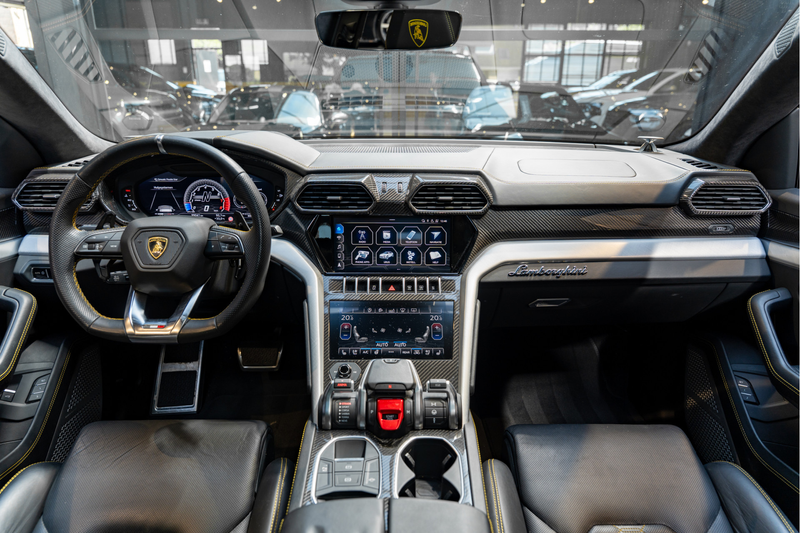 Lamborghini Urus Carbonpakket B&O Massage ACC HUD Urus 4.0 V8 — photo 36