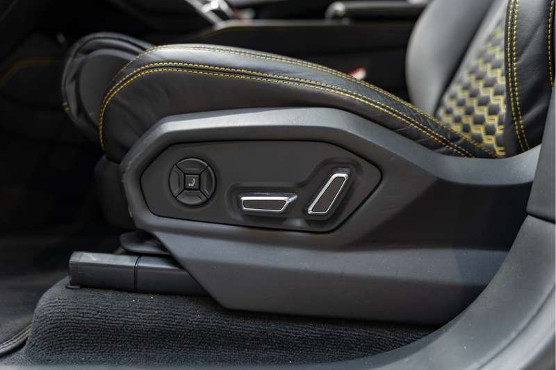 Lamborghini Urus Carbonpakket B&O Massage ACC HUD Urus 4.0 V8 — photo 34