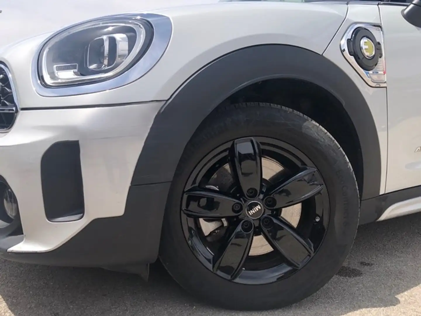 MINI Cooper Countryman SE ALL4 AUT. Grau - 2
