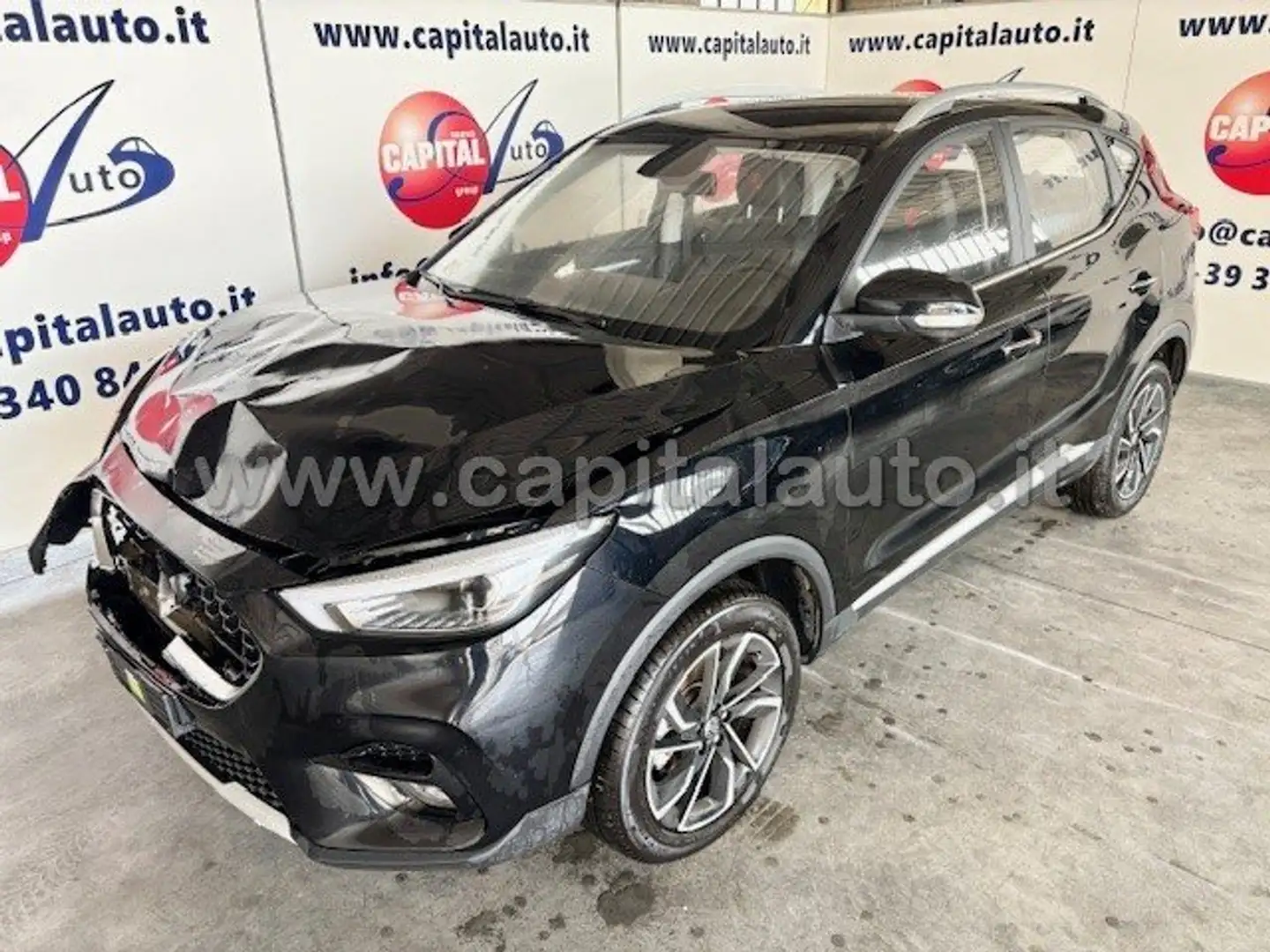 MG ZS 1.0 Luxury auto NETTO 6300 Negro - 1