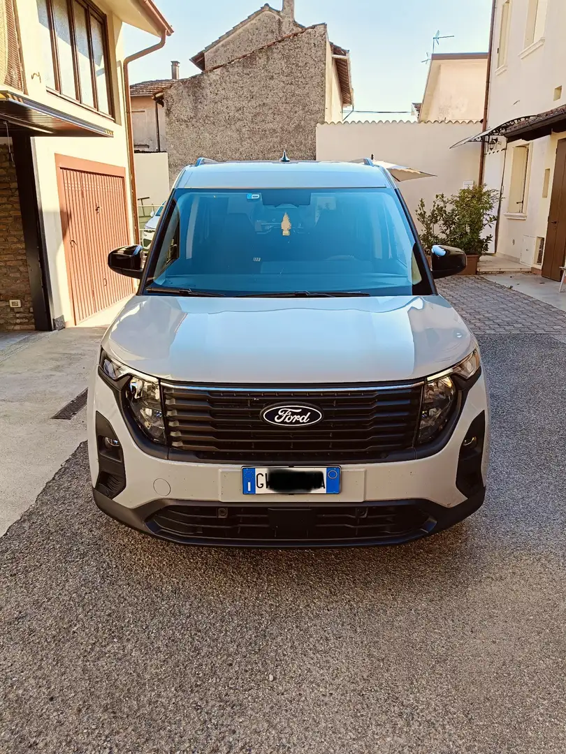 Ford Tourneo Courier Titanium Vert - 1