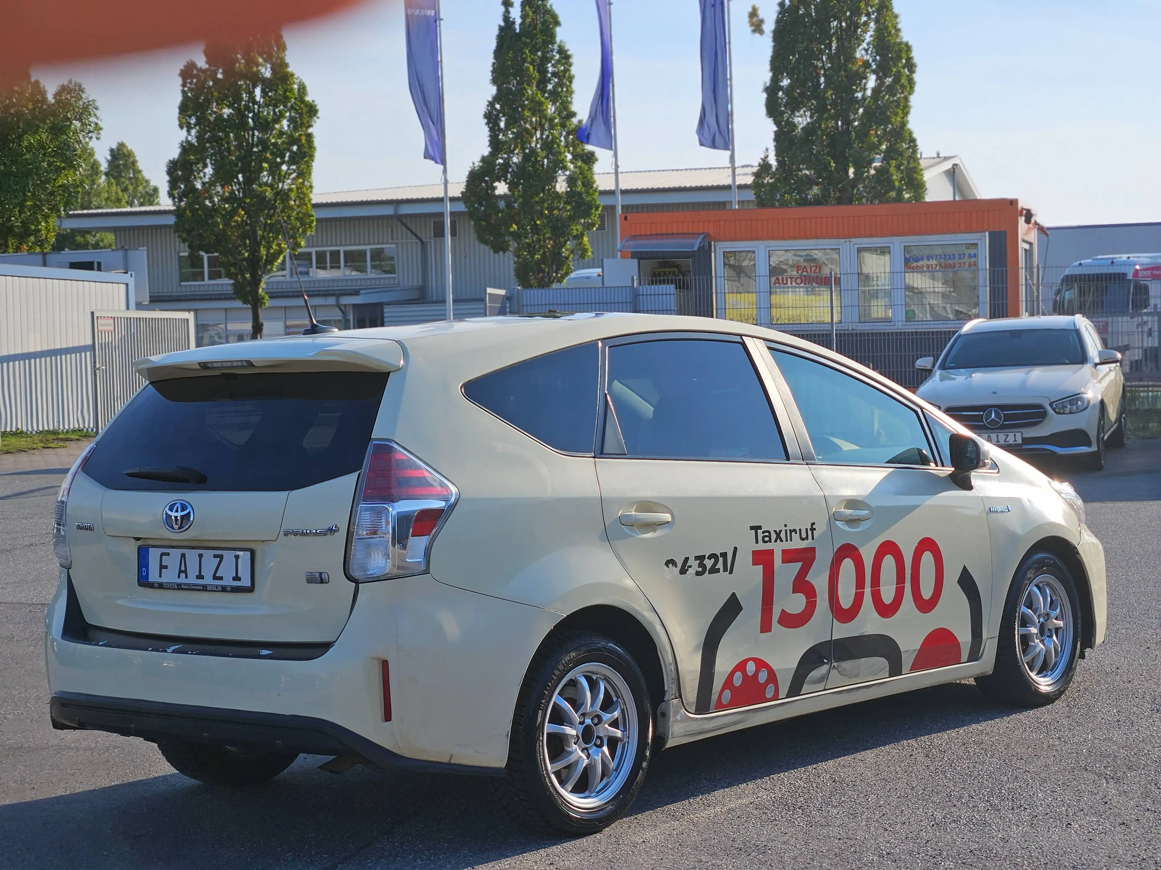 Toyota Prius+ Prius+ (Hybrid) 7 Sitzer Navi Benzin/Hybrid Kamera — photo 8