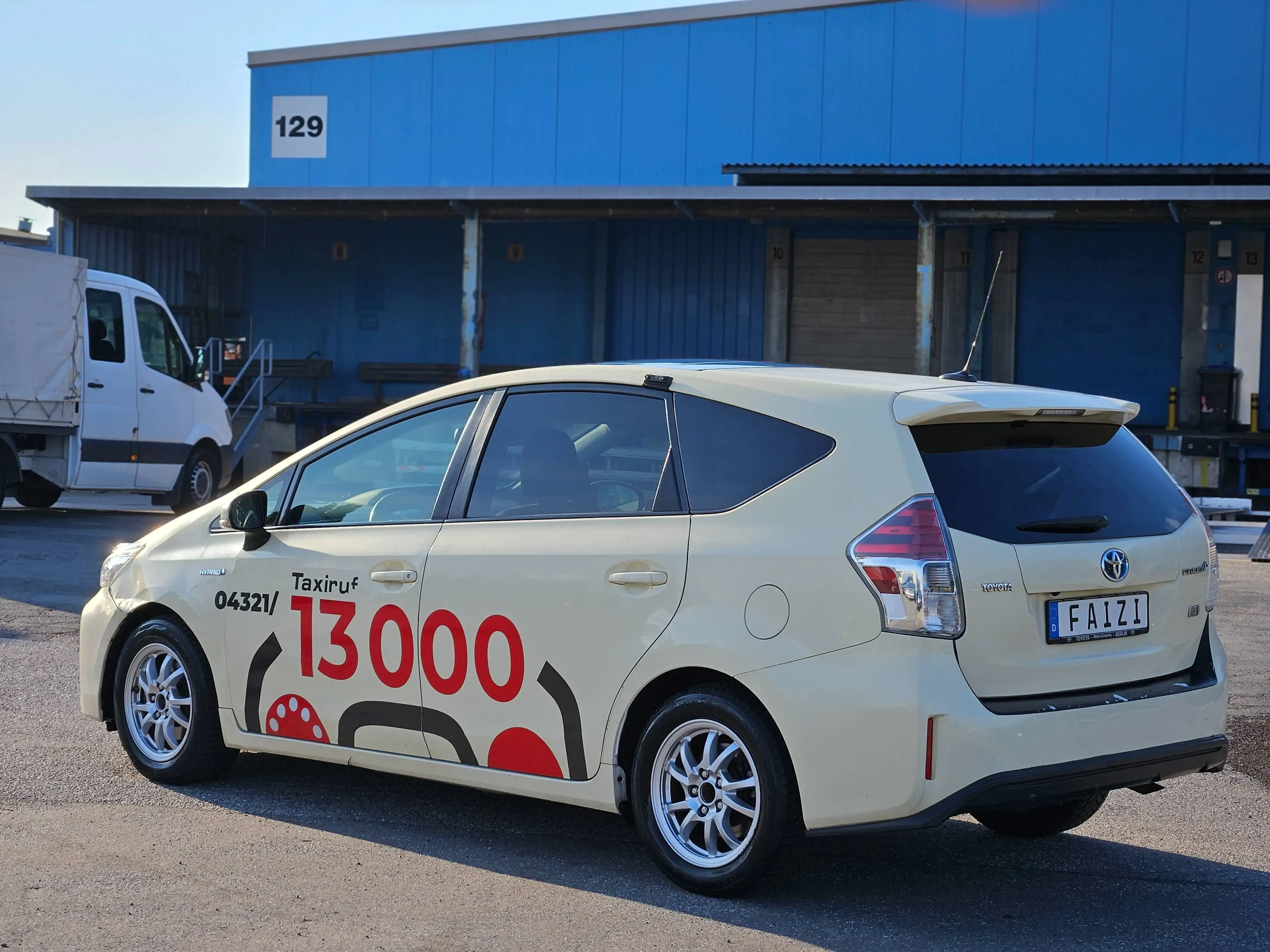 Toyota Prius+ Prius+ (Hybrid) 7 Sitzer Navi Benzin/Hybrid Kamera — photo 5