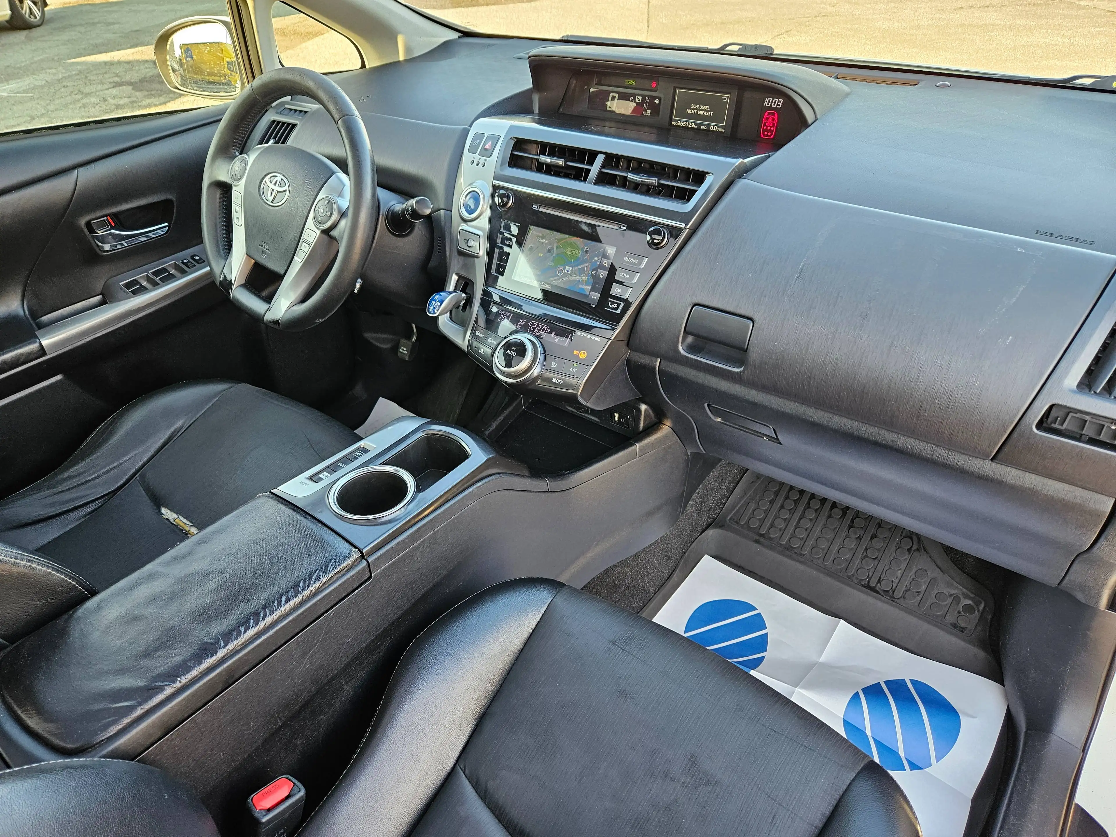 Toyota Prius+ Prius+ (Hybrid) 7 Sitzer Navi Benzin/Hybrid Kamera — photo 9