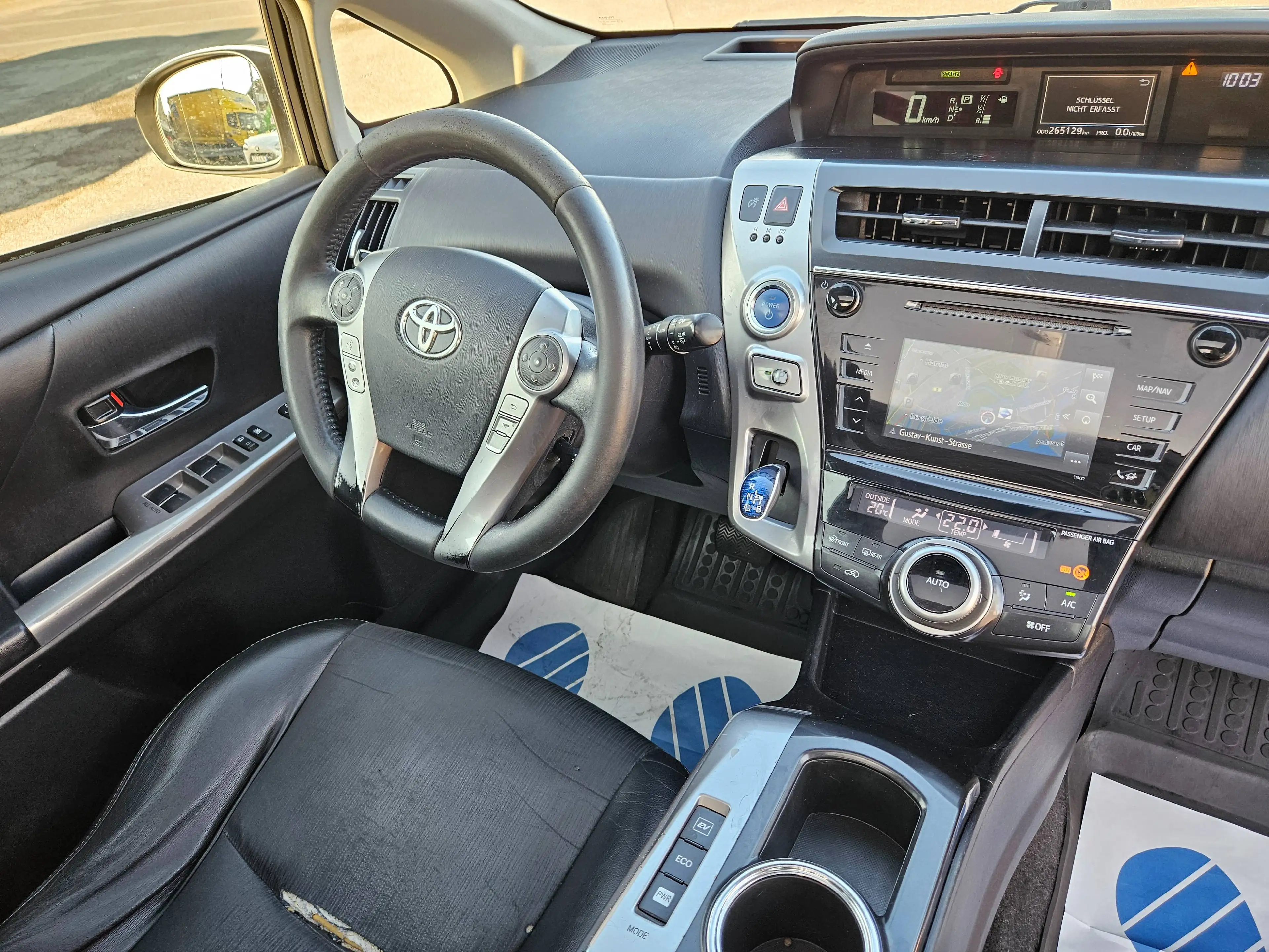 Toyota Prius+ Prius+ (Hybrid) 7 Sitzer Navi Benzin/Hybrid Kamera — photo 12