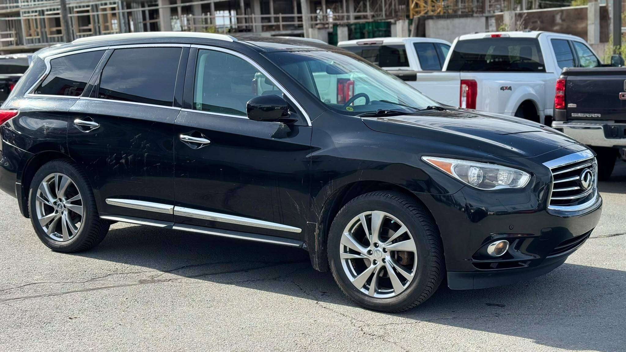 2013 Infiniti JX35 AWD — photo 1