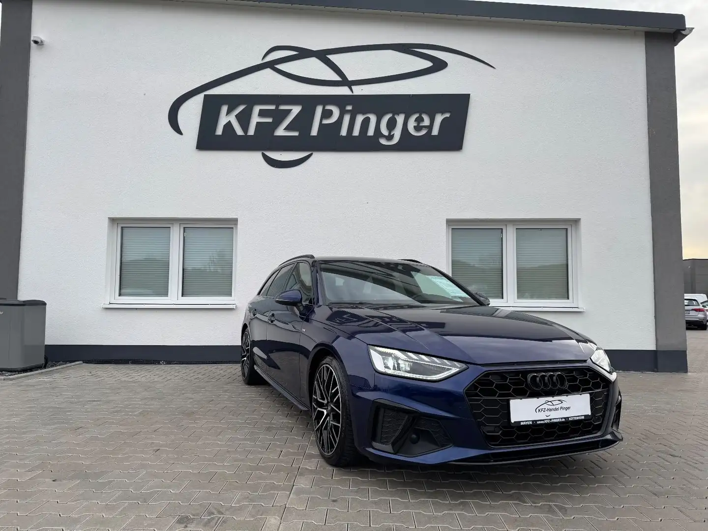 Audi A4 Avant 40 TDI S line+Kamera+LED+AHK Bleu - 1