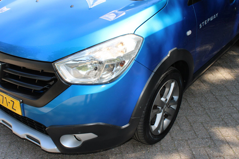Dacia Lodgy 1.2 TCe Stepway 7p., Airco, Navi, Cruise, Trekhaak — photo 8
