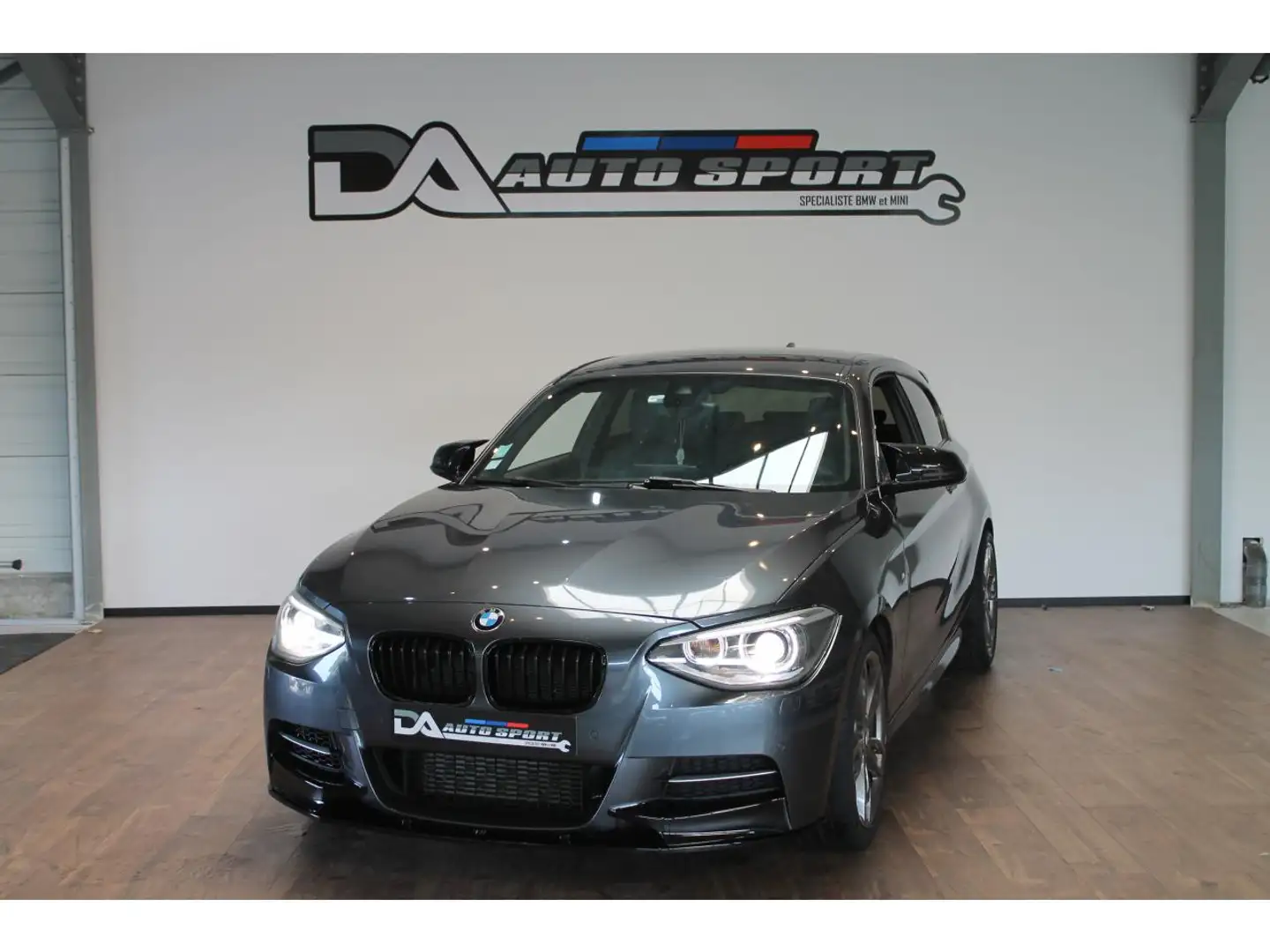 BMW 135 135i xDrive - BVA Sport  BERLINE F21 M Performance - 1