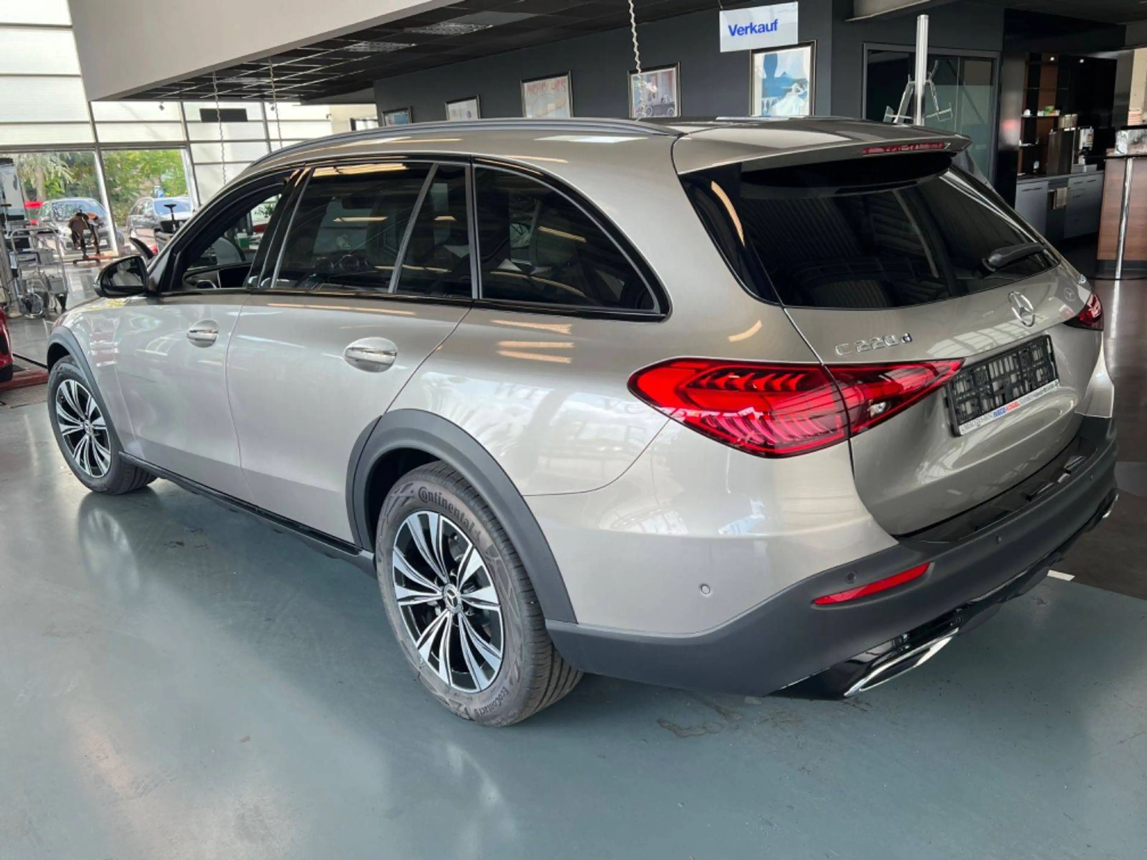 Mercedes-Benz C 220 C 220 d 4Matic All Terrain (206.214) — photo 3