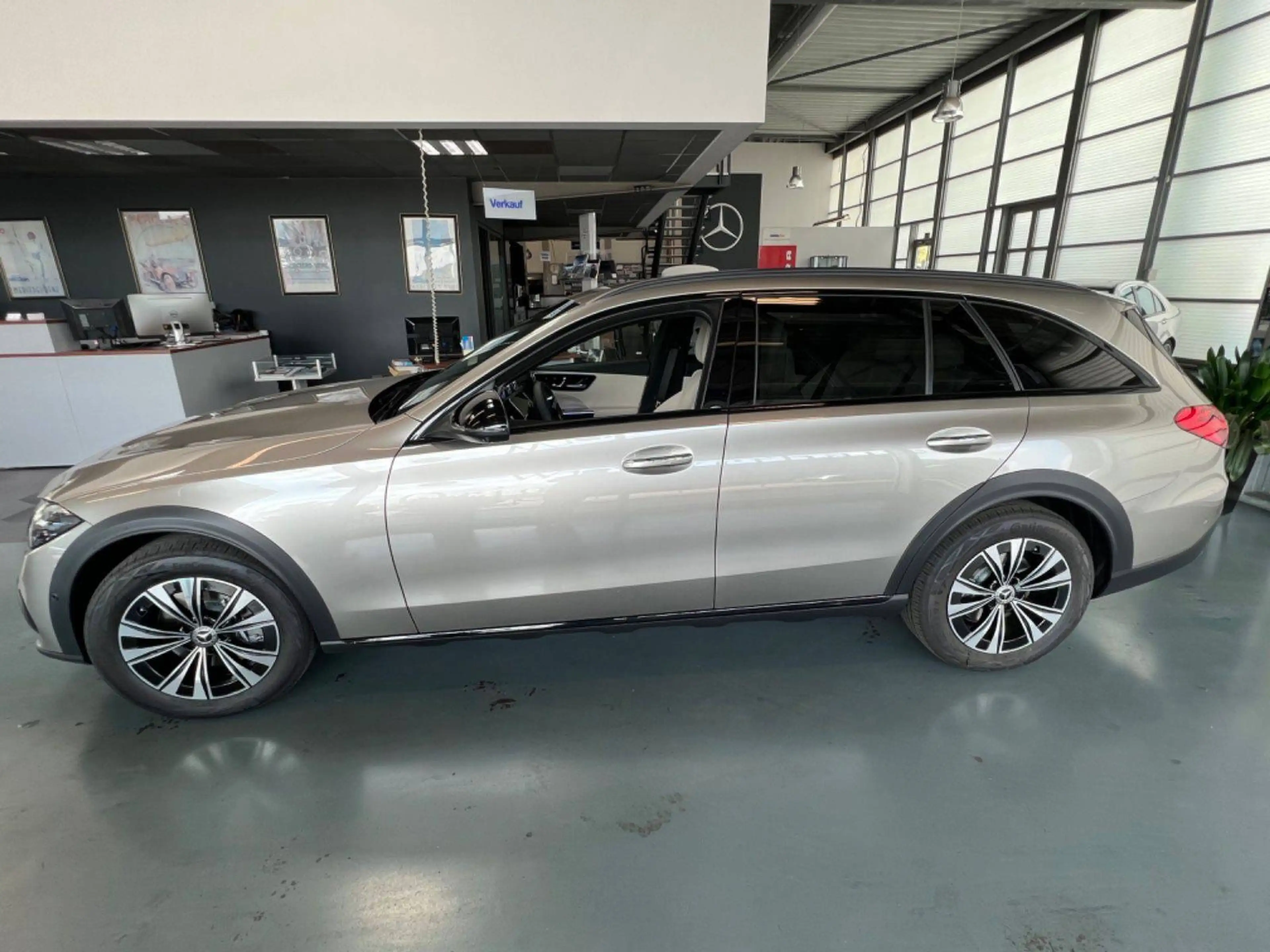 Mercedes-Benz C 220 C 220 d 4Matic All Terrain (206.214) — photo 2