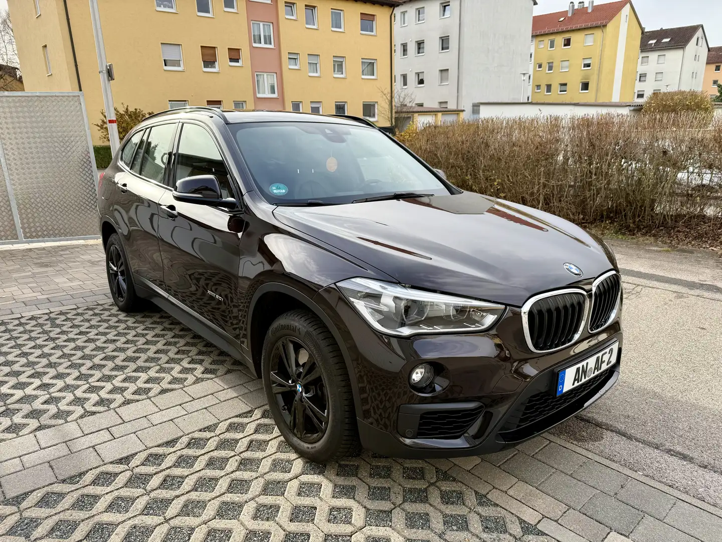 BMW X1 xDrive20i Aut. Advantage - 2