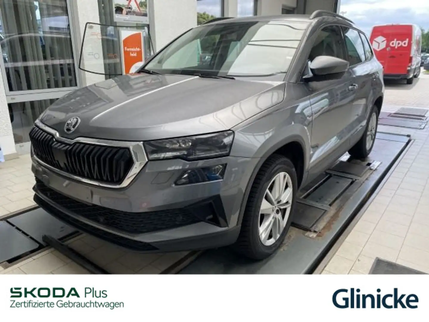 Skoda Karoq 1.5 TSI Selection Matrix SiHz DSG Grau - 1