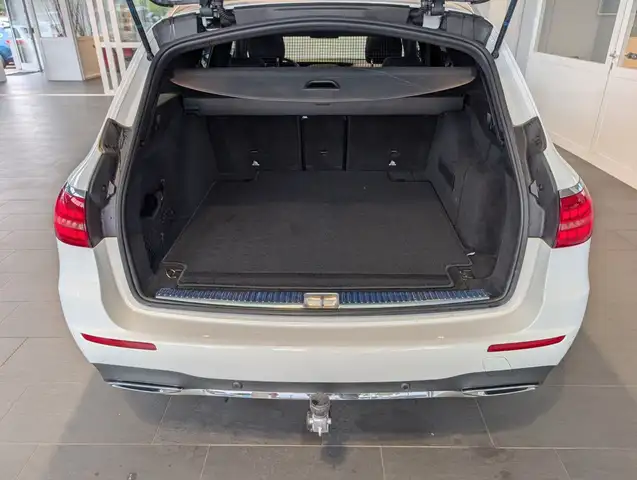 Mercedes-Benz E-Class view 15