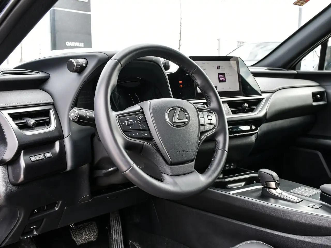 Lexus UX снимка Lexus UX