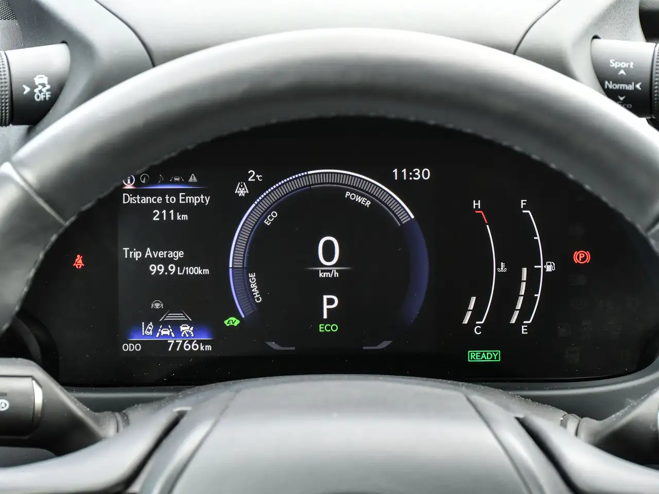 Lexus UX снимка Lexus UX