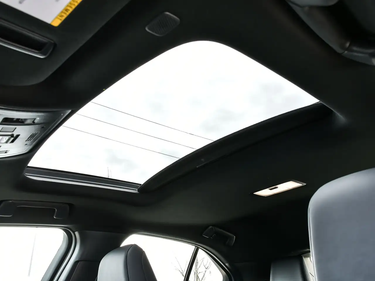 Lexus UX снимка Lexus UX
