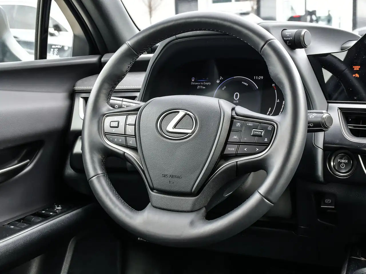 Lexus UX снимка Lexus UX