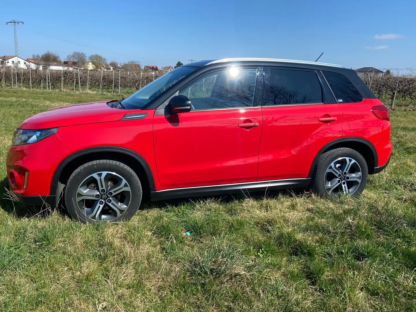 Suzuki Vitara 1.6+DDiS+(4x4)+Allgrip+Comfort+ Rot - 2