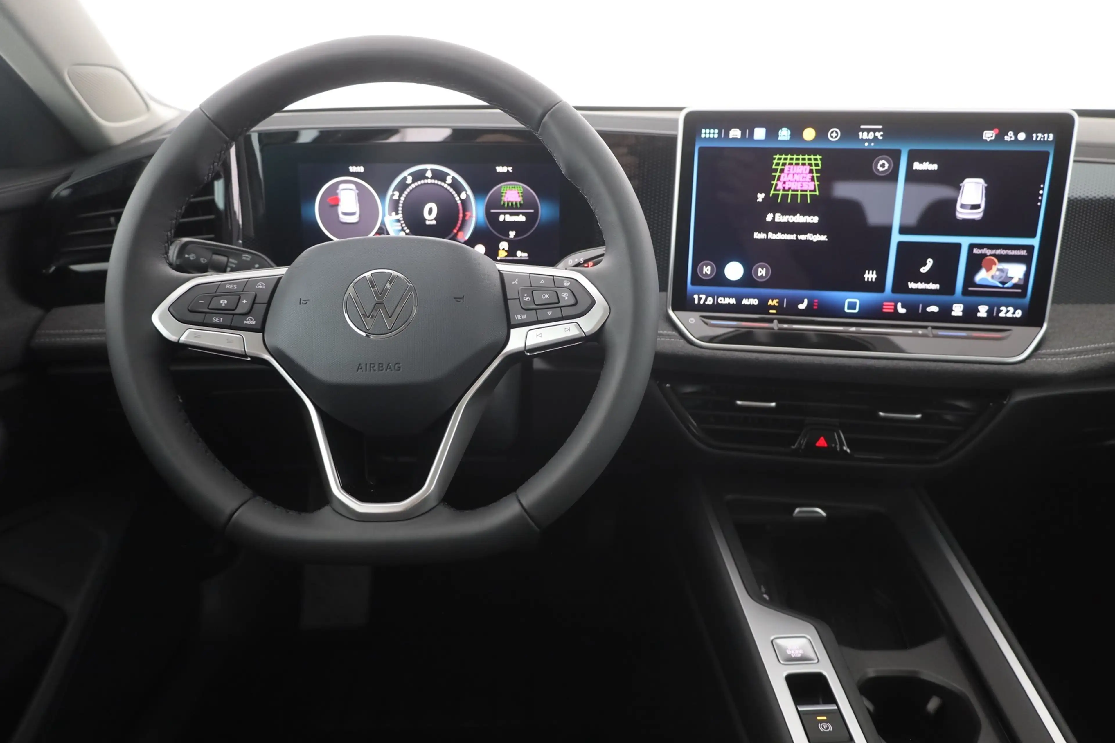 Volkswagen Passat Variant 1.5 eTSI DSG LED ACC AHK — photo 10