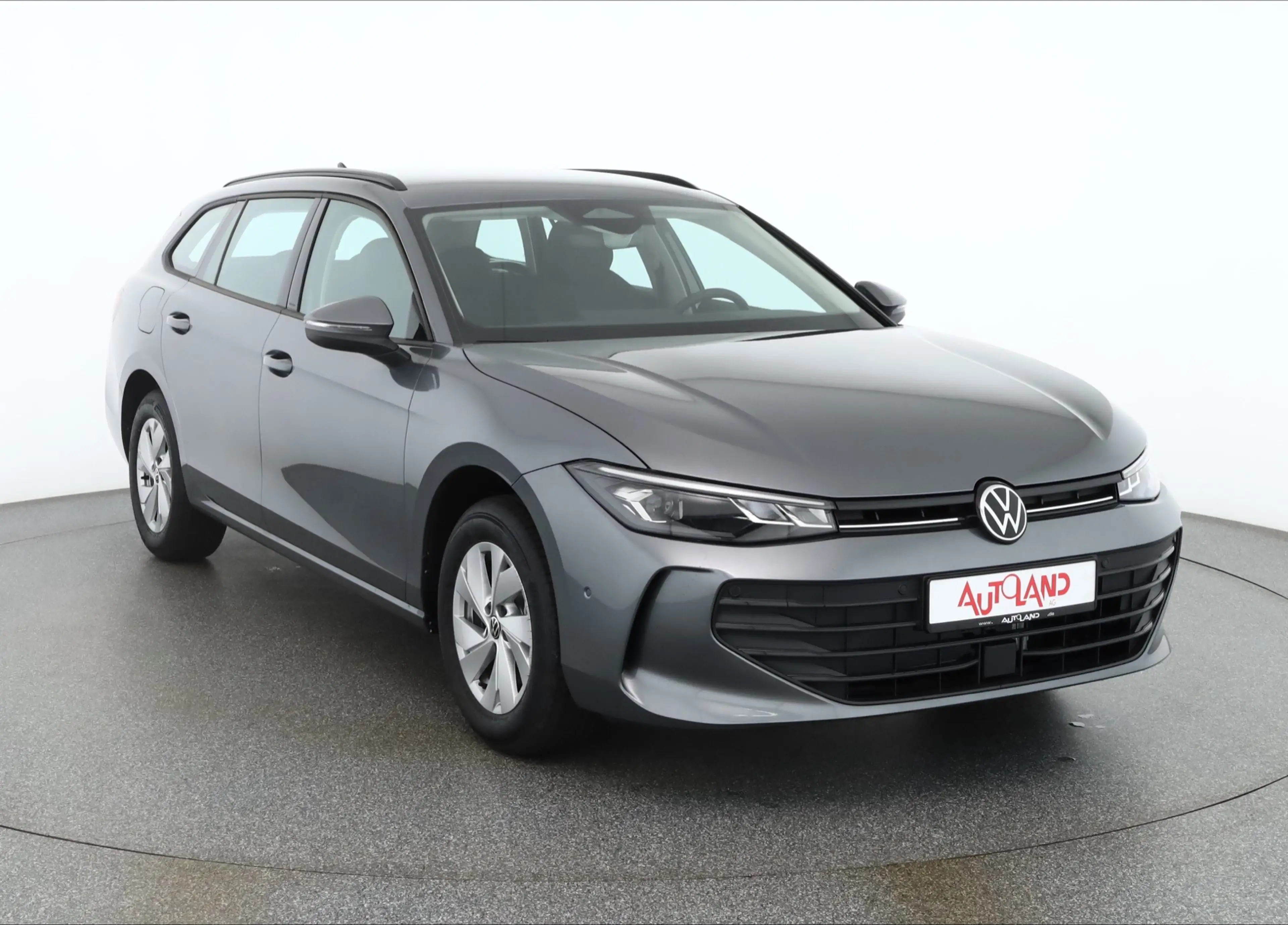 Volkswagen Passat Variant 1.5 eTSI DSG LED ACC AHK — photo 7