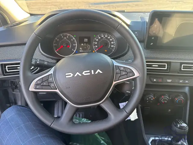 Dacia Sandero view 8