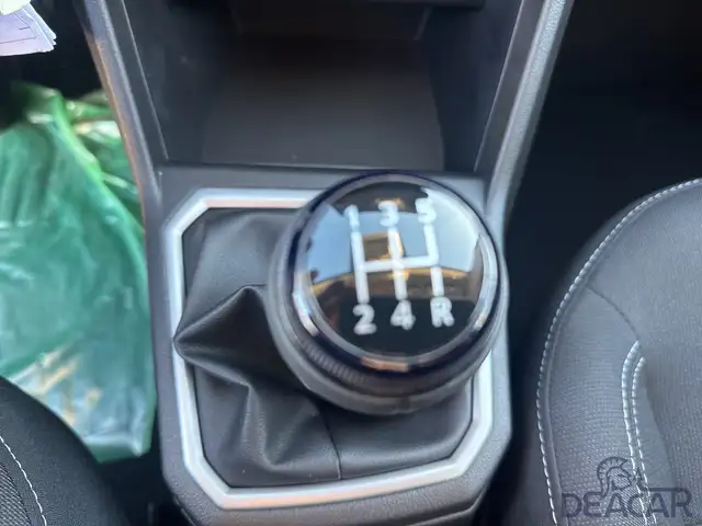 Dacia Sandero view 13