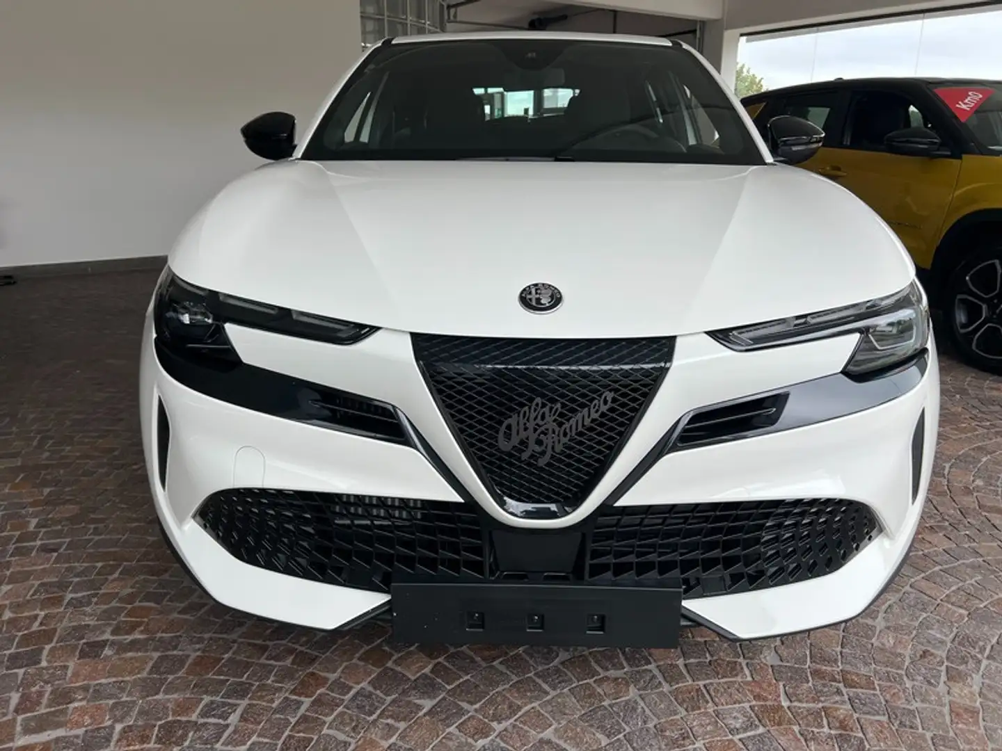Alfa Romeo Junior 1.2 Hybrid ibrida Bianco - 2
