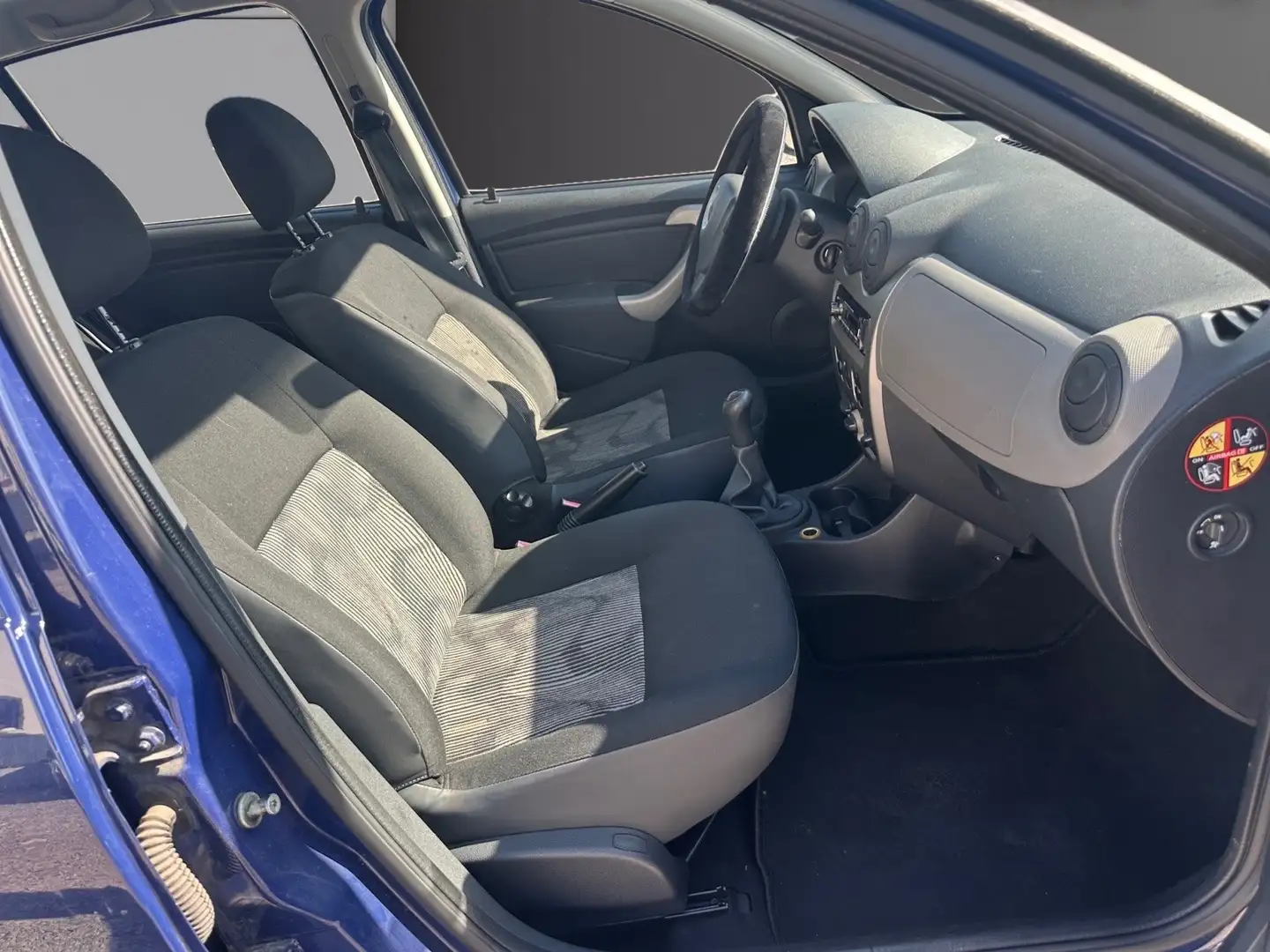 Dacia Sandero Ambiance Modrá - 2