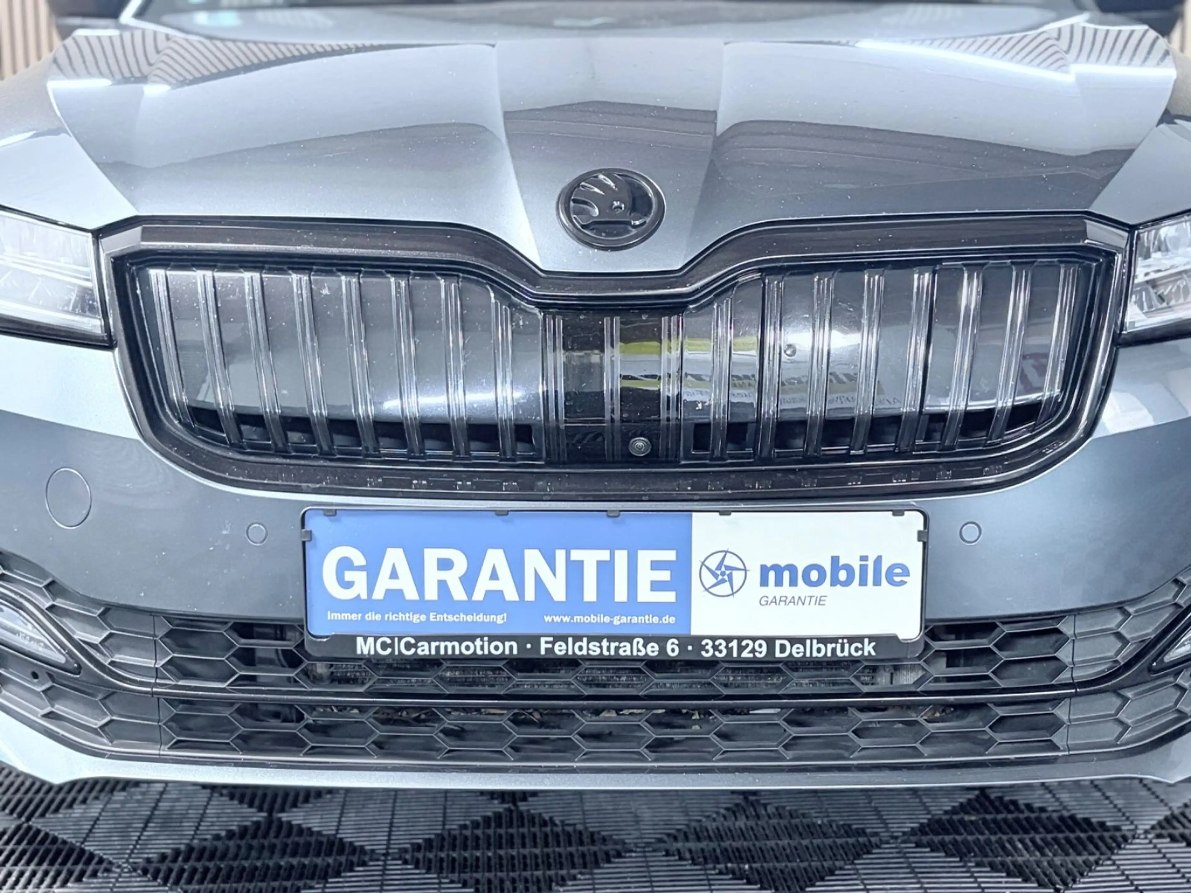 Skoda Superb Combi Sportline iV Hybrid/ StandHZG/ 360° — photo 9