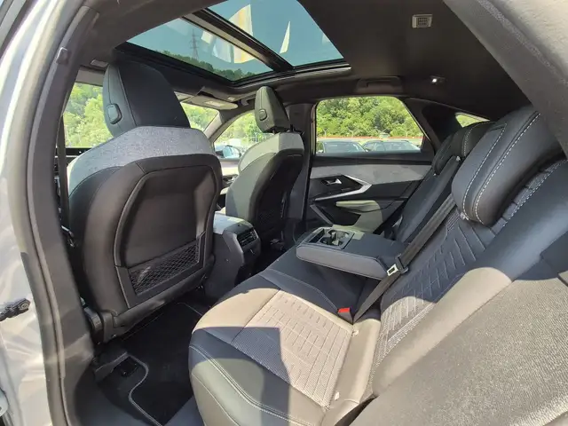 Peugeot 3008 view 23
