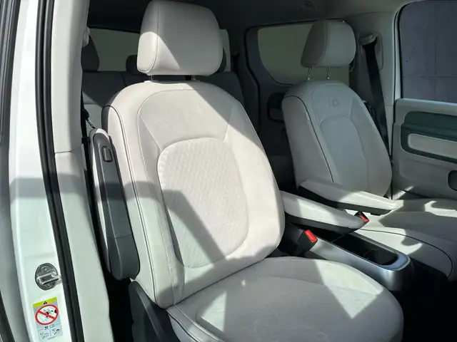 Volkswagen Id. Buzz view 16