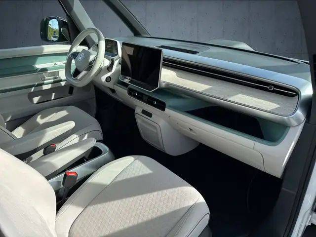 Volkswagen Id. Buzz view 14