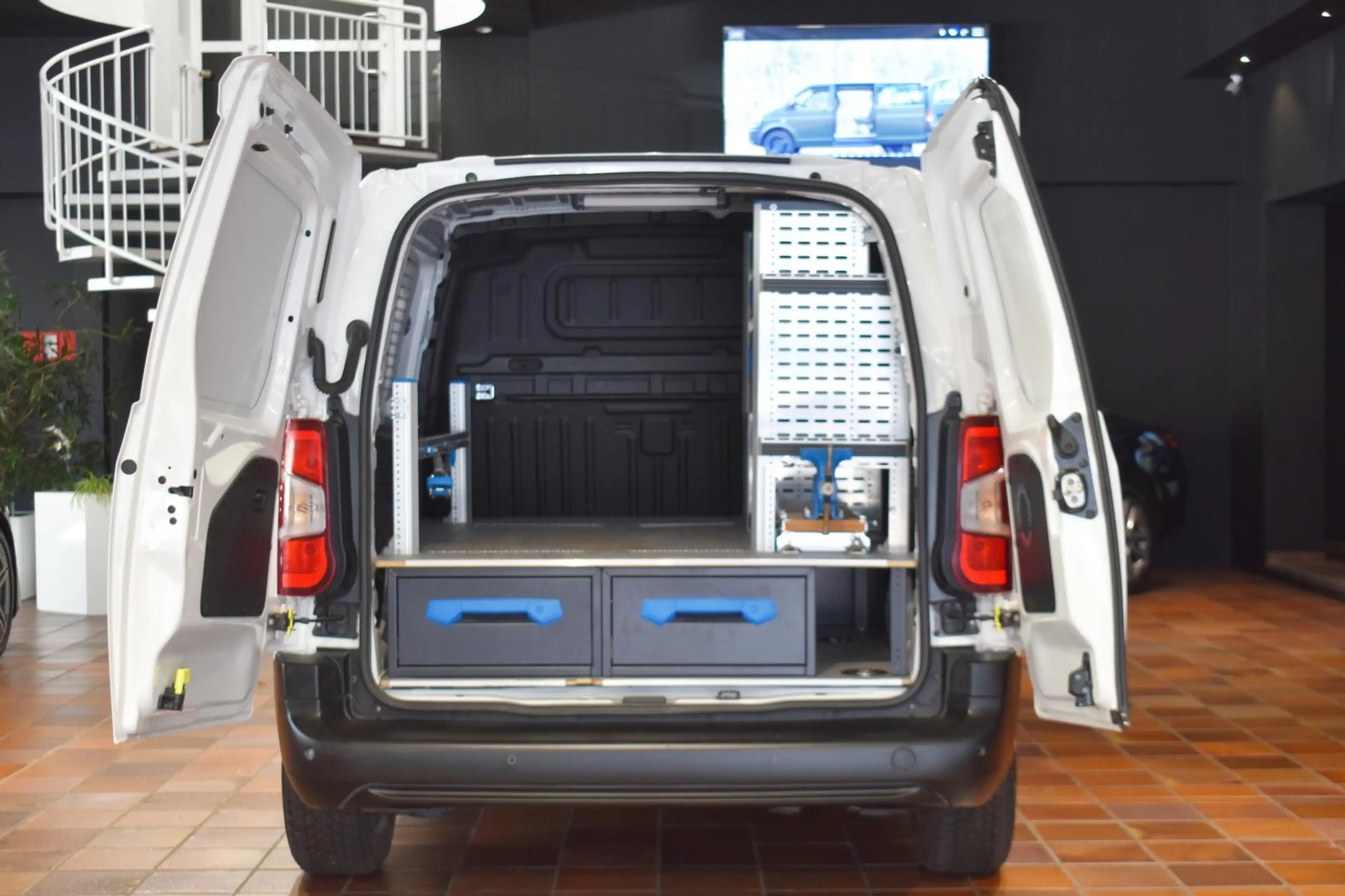 Opel Combo CARGO 1.5 D EDITION SORTIMO-WERKSTATT TEMPOMAT SIT — photo 7