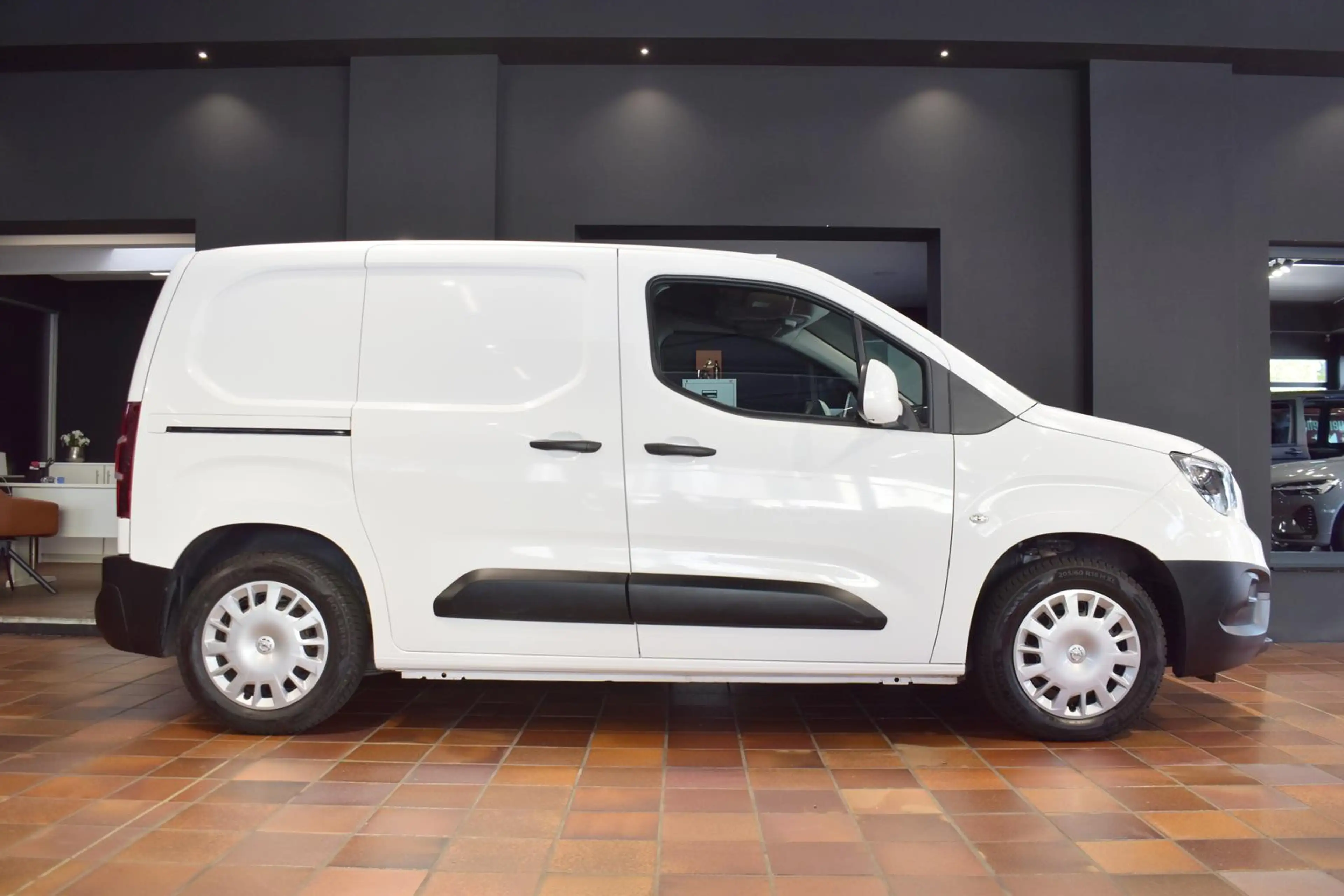 Opel Combo CARGO 1.5 D EDITION SORTIMO-WERKSTATT TEMPOMAT SIT — photo 14