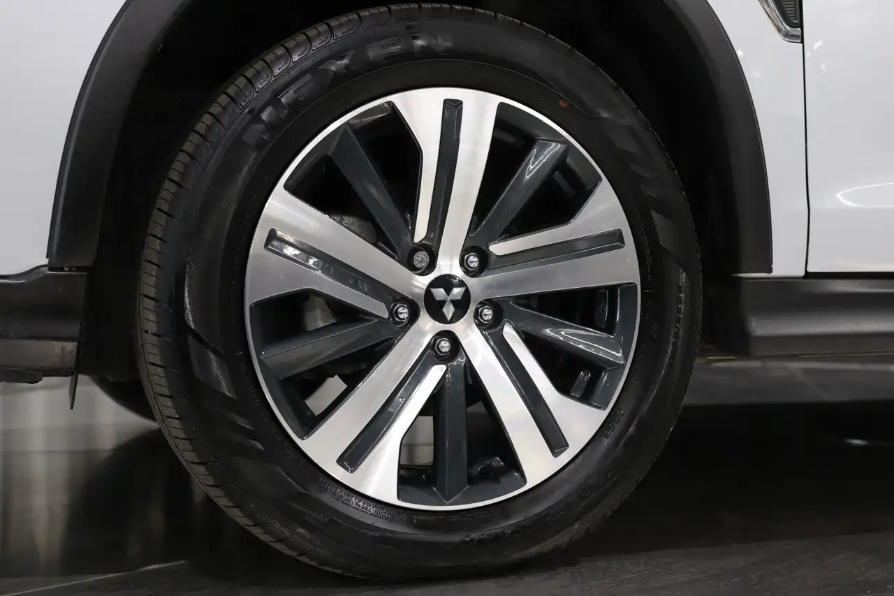 Mitsubishi RVR снимка Mitsubishi RVR