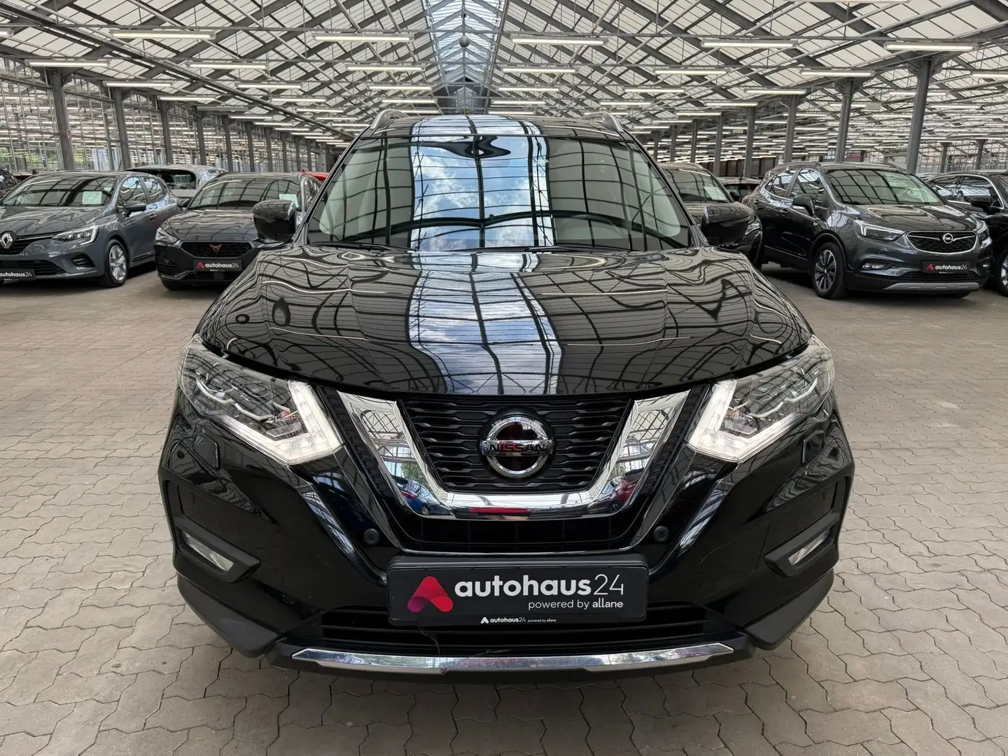 Nissan X-Trail 1.3 DIG-T N-Connecta|DCT|PDC|Navi Negro - 2